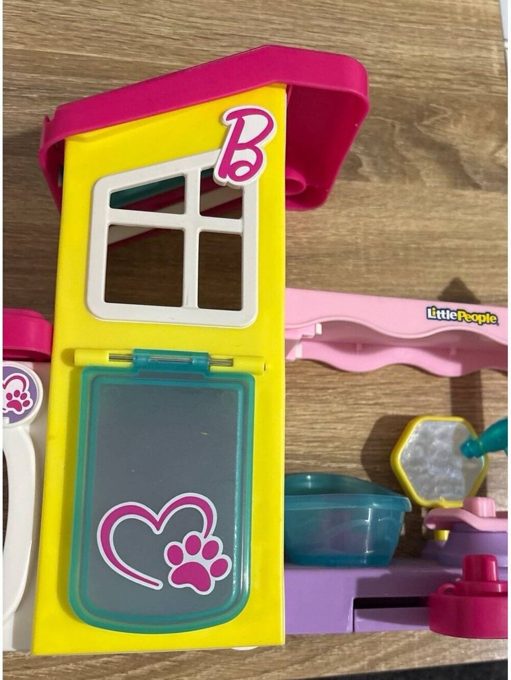 Fisher-Price Barbie Play and Pet Spa